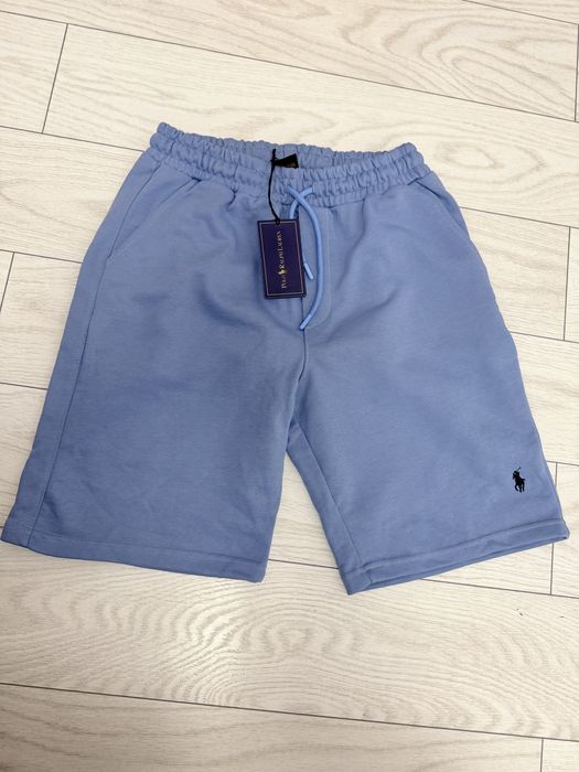 Pantaloni scurti