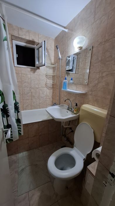 Ofer spre inchiriere apartament 2 camere, Vaslui, centru