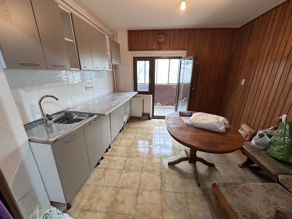 Apartament 3 Camere Zona Soarelui