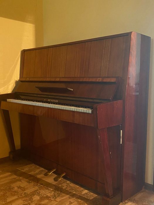 Продаю пианино "Беларусь ". г. Костанай.