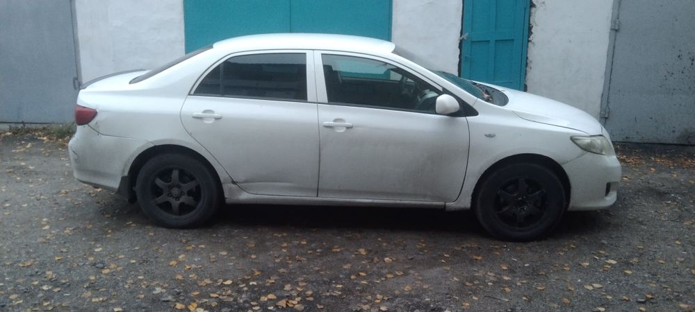 Тайота королла. .