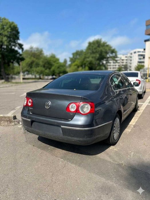 VOLKSWAGEN Passat 2010 — imagine 3