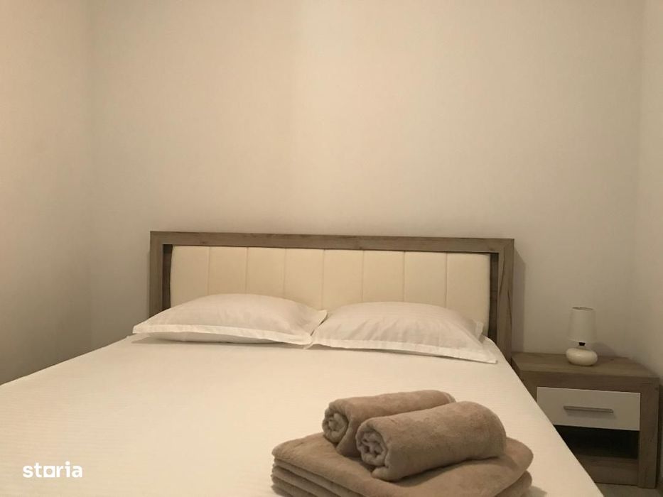 2 camere Saturn