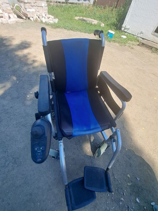 Продам электрическую коляску