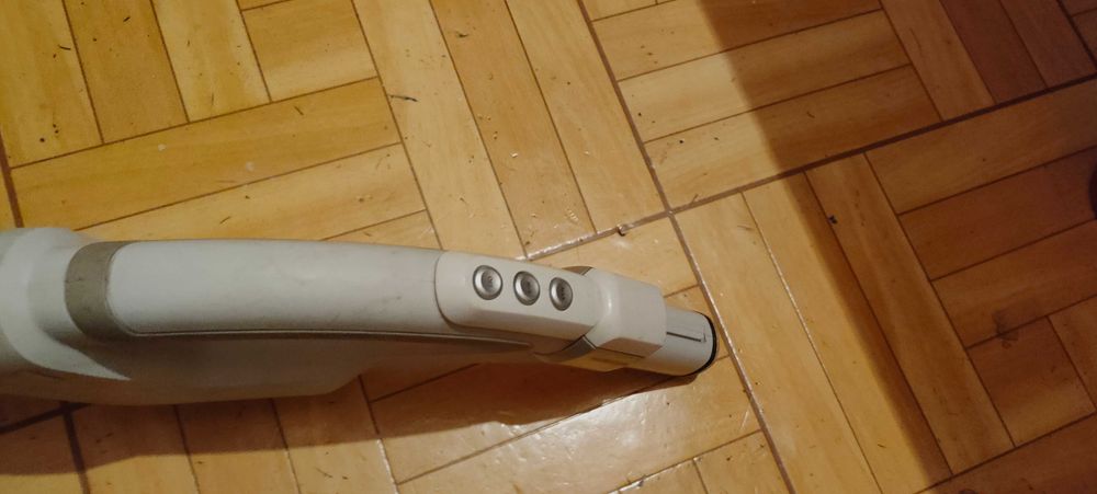 Продается шланг на пылесос Electrolux с ручным управлением