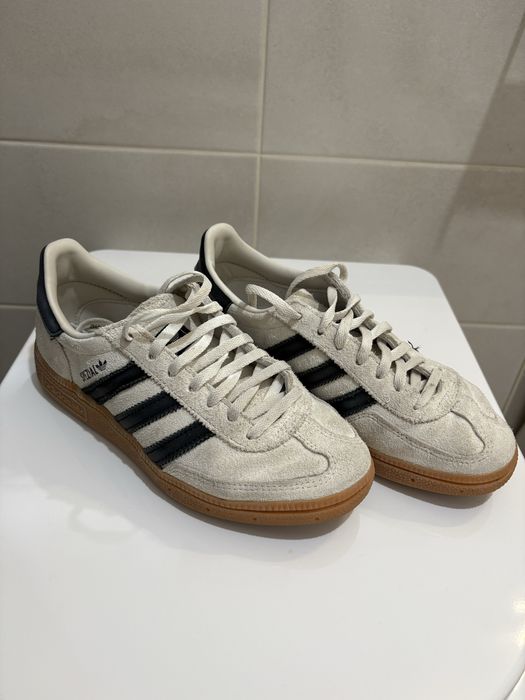 Adidas spezial low
