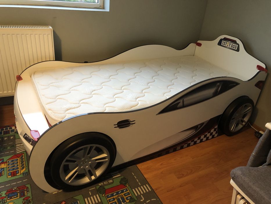 Легло кола Cilek с приятел+матрак