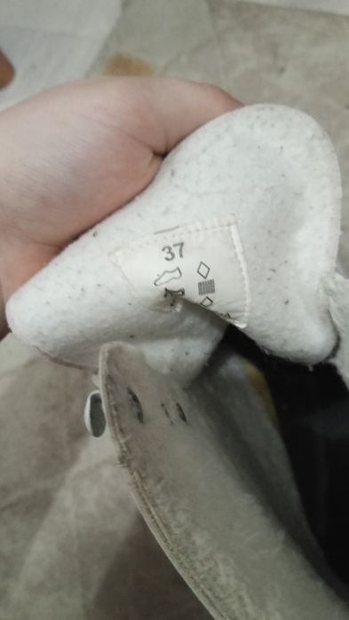 Продам:Фигурные коньки