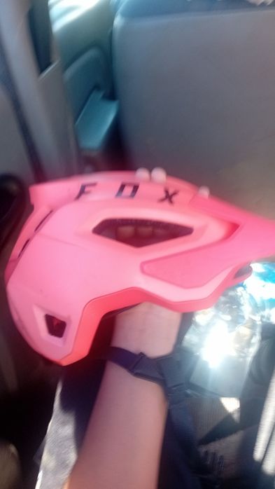 Vând cască fox speedframe