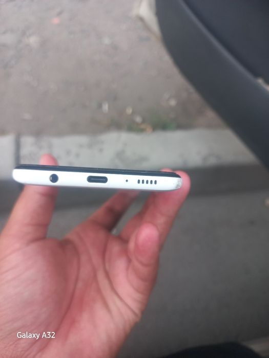 Самсунг а30s сатылады 20000мын сроч