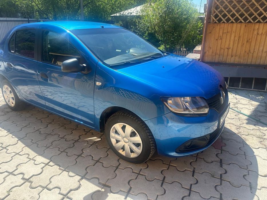 Продам рено логан 2015г.