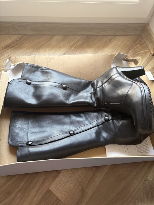 Дълги ботуши до коляното