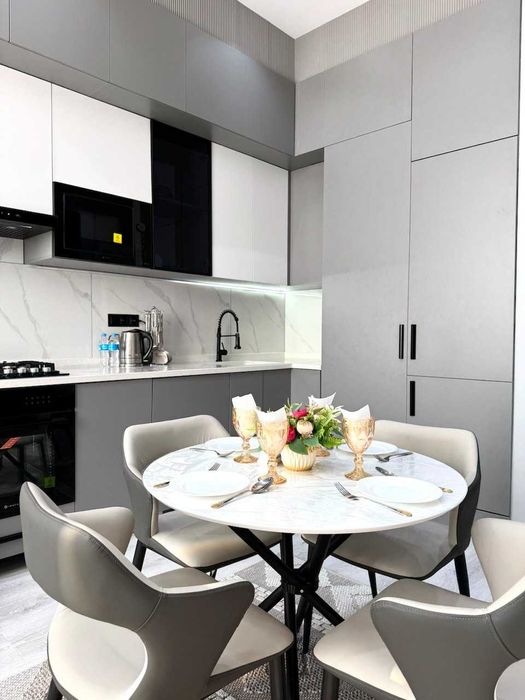 Посуточная аренда квартира на метро Миллий бог Камолон 43