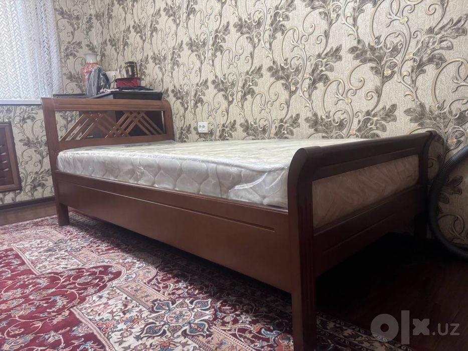 Кровать 1 спалка состояния идеальное