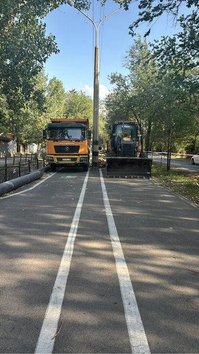 Экскаватор погрузчик, 3в1 трактор