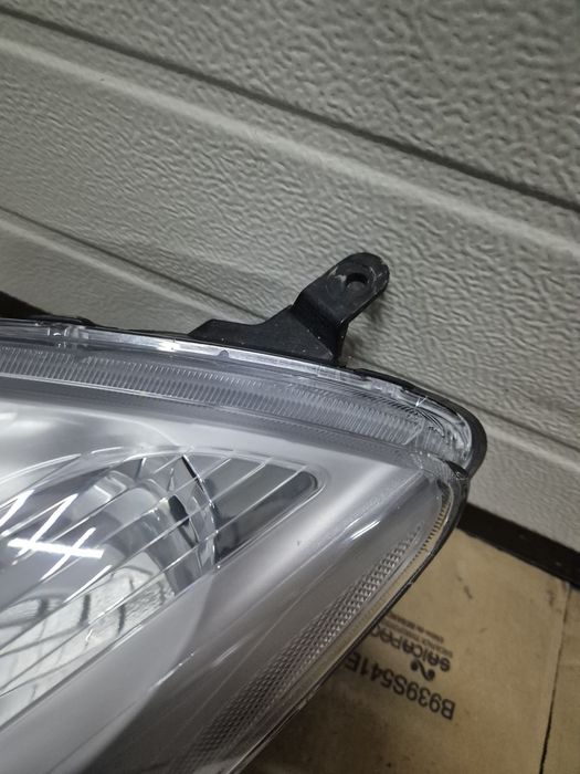 Far Stinga NOU Original Toyota Yaris P90.2006-2009.Volan stinga.