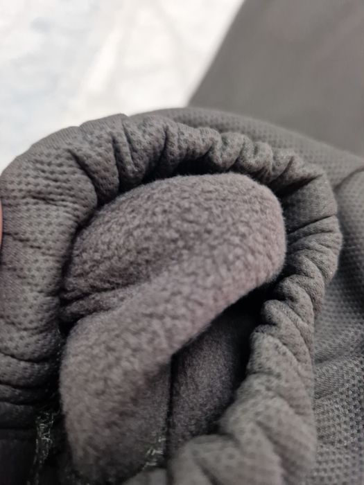 Продам спортивный костюм