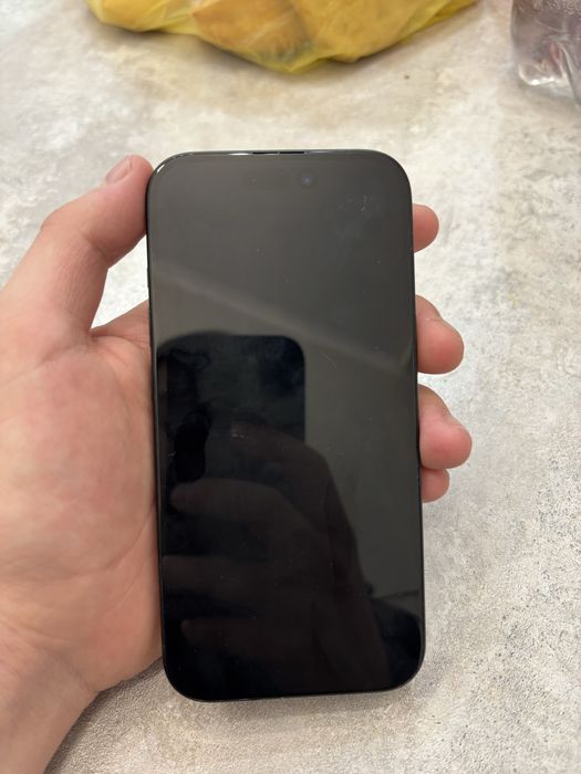 Iphone 15, 256gb, ёмкость 88, без царапины