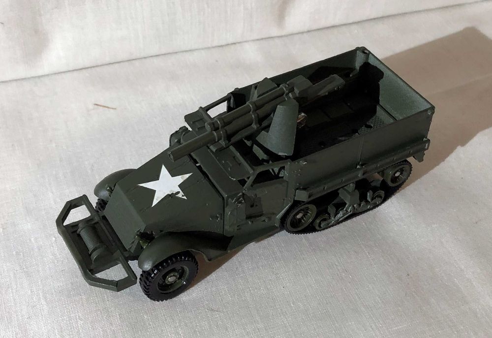 Macheta Solido Half Track US M3 cu tun antitanc metalica 1 43