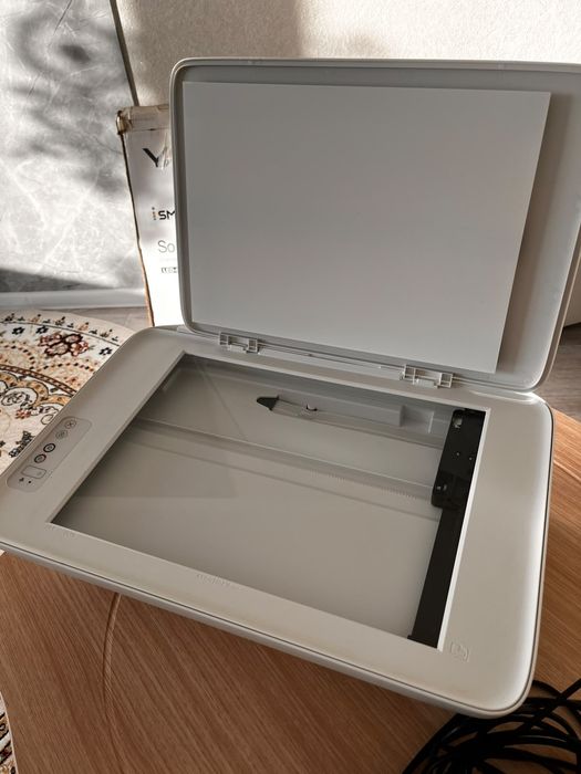 Принтер HP DeskJet 2320