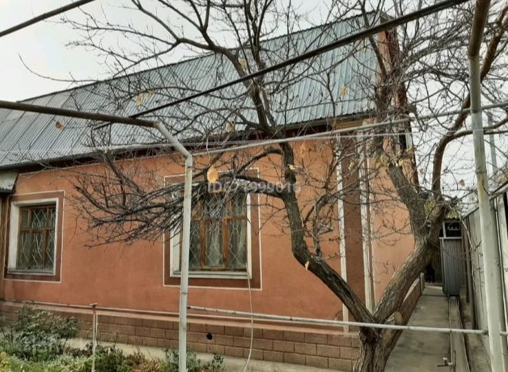 Продается дом 7 комнат. 220 м2. 9 сот.