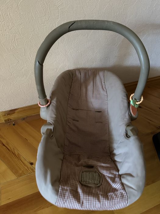 Авто кресло.