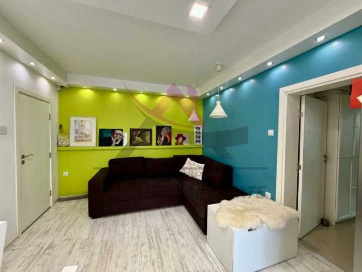 Дава се под наем Тристаен апартамент в Варна, ВИНС - 82 кв.м за 787.95 € - Снимка #3