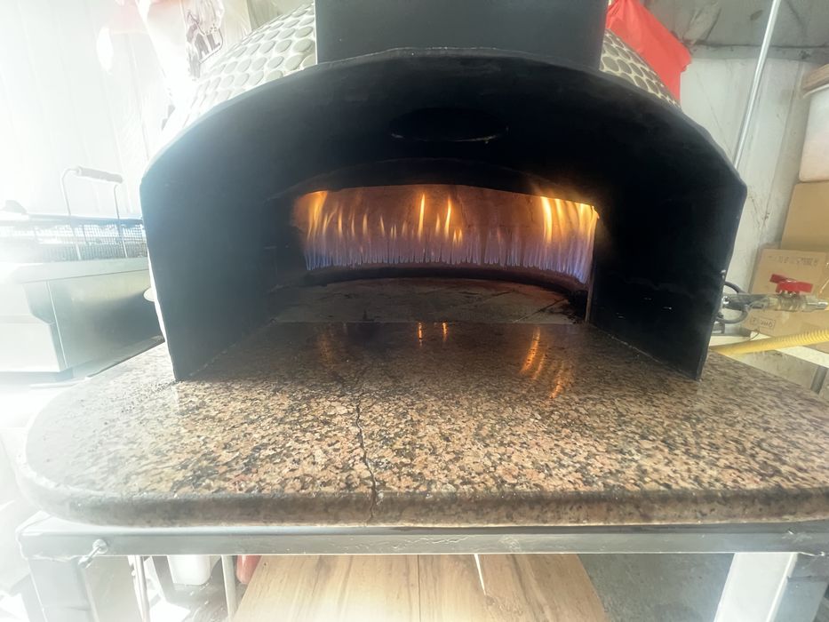 Каменная Пицца печь на газе