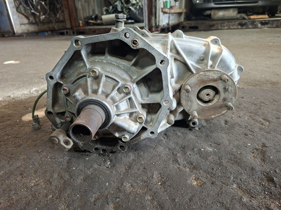 Раздатка  Toyota Surf 130.