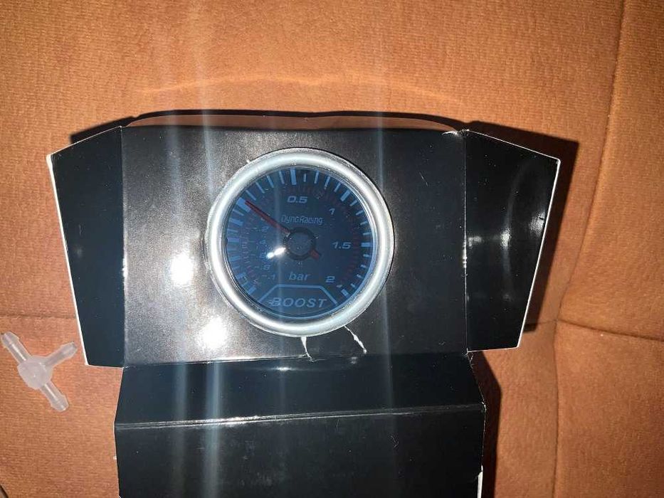 Уред за измерване налягането в турбината, температура ,  Волтметър