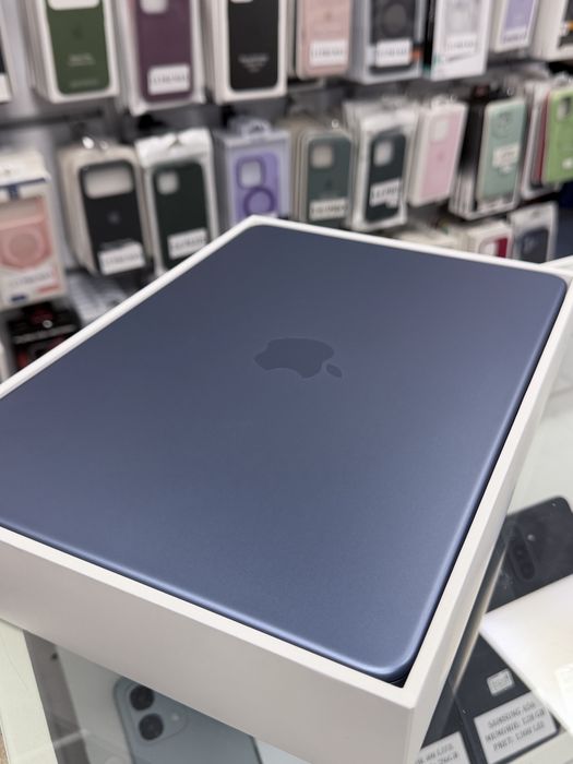 MacBook Neo 13” - 256GB SSD - 8 GB RAM - DeBi GSM Mobile Brasov