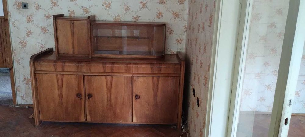 Салонен бюфет старинен