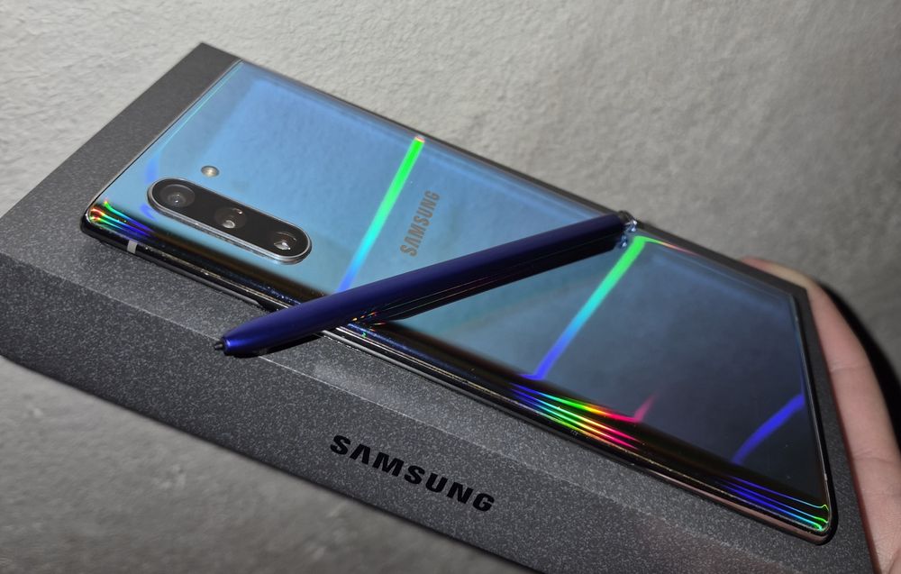 Нот 10 12/256 лимитка из кореи