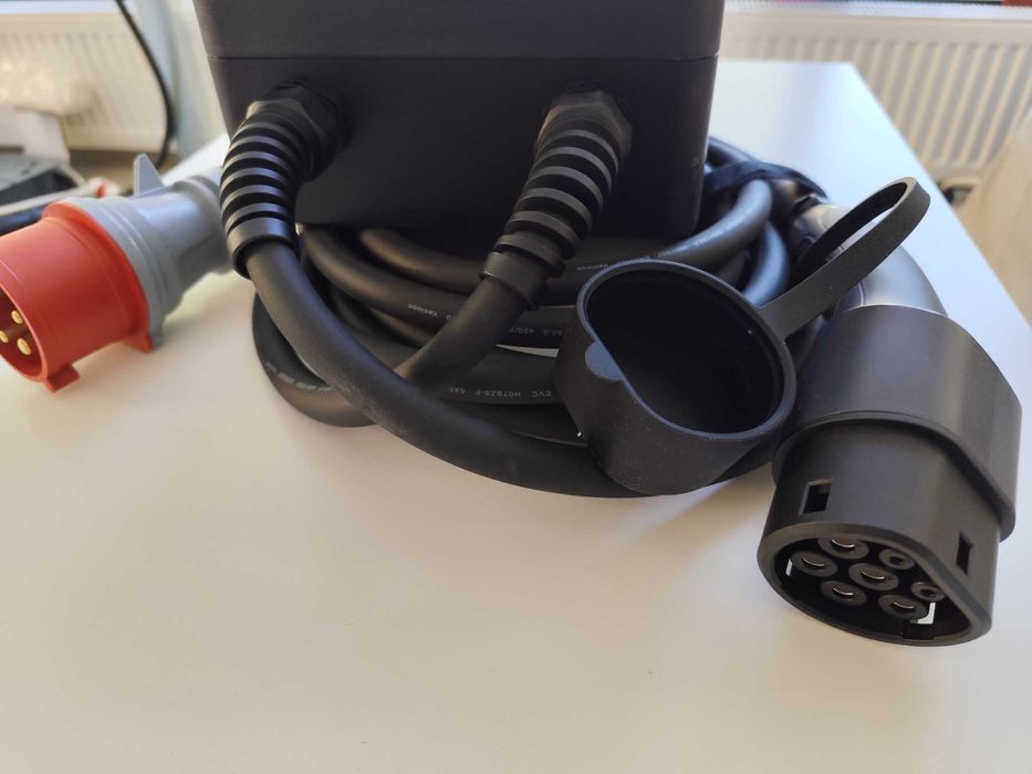 Зарядна станция 22KW/32A с кабел тип 2 - 5 метра, wifi,bluetooth и Аpp