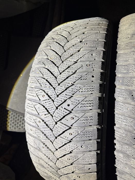 Шины 215/60 R17                                     .