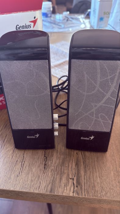 компютърни колонки Genius SP-J330 2.0.