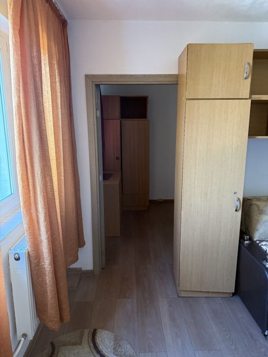 Vand apartament 2 camere