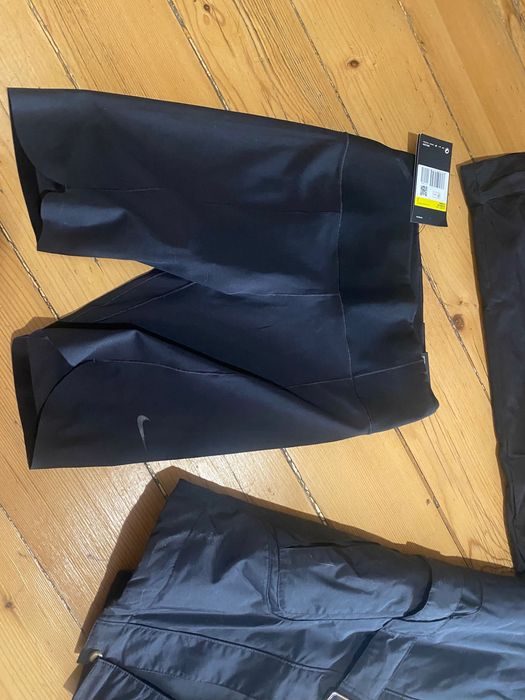 Дамско яке  Nike ново с етикет