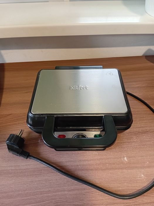 Продам вафельницу