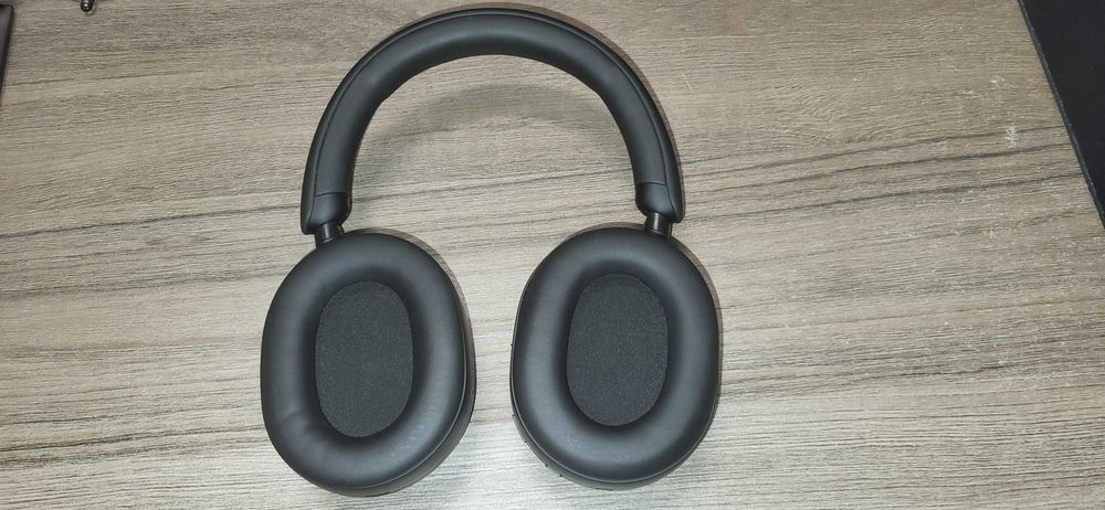 Casti SONY WH-1000XM5, Bluetooth, Over-ear, Microfon, Noise Cancelling, negru 550 lei fix mersii