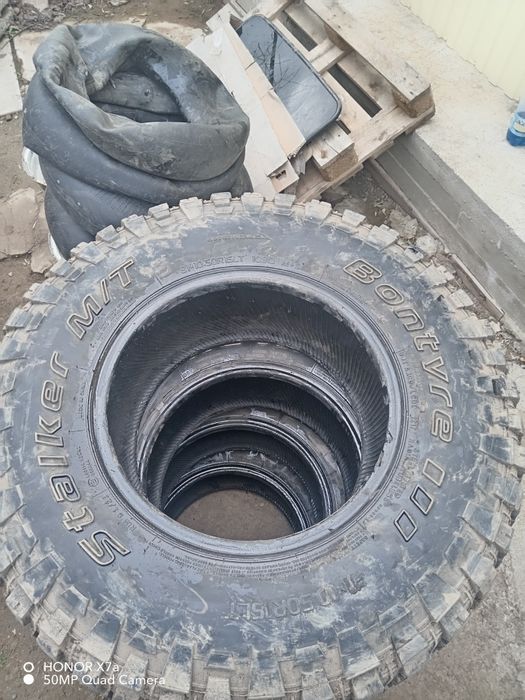 Продам резину 31 10.5 р15