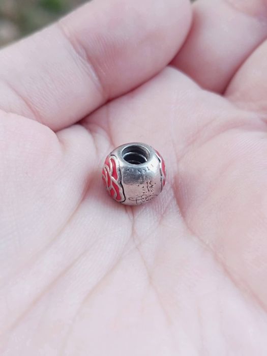 Talisman pandantiv, Pandora, Disney, trandafirul Bellei