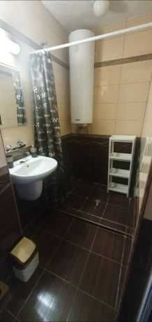 Дава се под наем Четиристаен апартамент в Бургас, Център - 125 кв.м за 127.5 € - Снимка #1