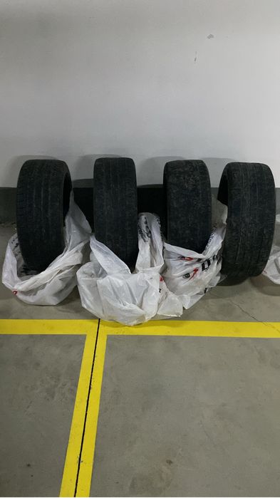 Шины Continental 235/45 R18V XL