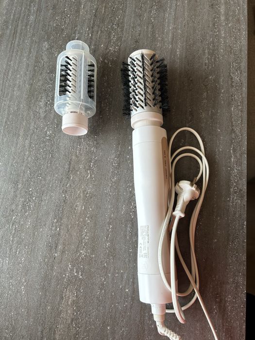 Rowenta  четка за коса с горещ въздух