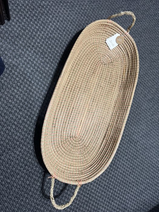 Плетена кошница за аксесоари