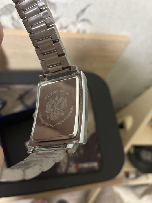 Продам часы мужские