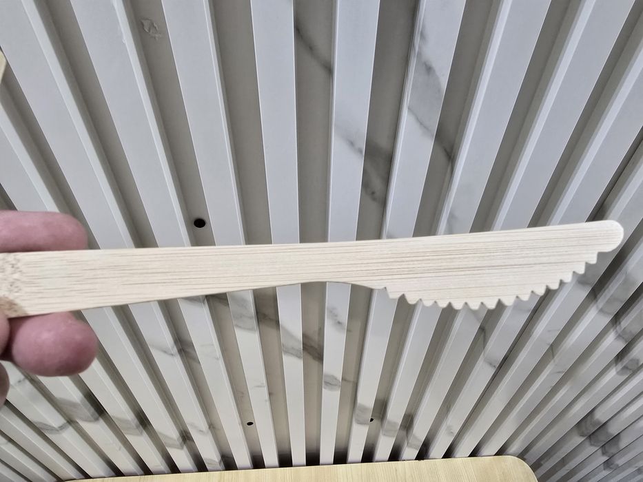 Ножове от бамбук 10бр  1  пакет