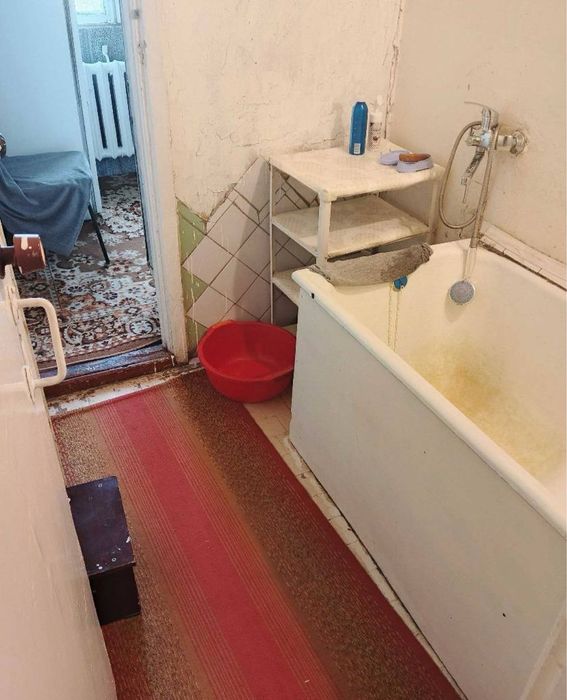 Чиланзар 11кв 2 комнатная квартира срочно продажа