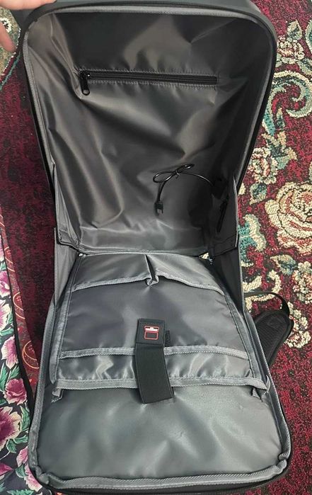 zamonaviy kompyuter sumkasi